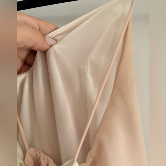 Chic Colorblock Dress - Picture 7 of 14